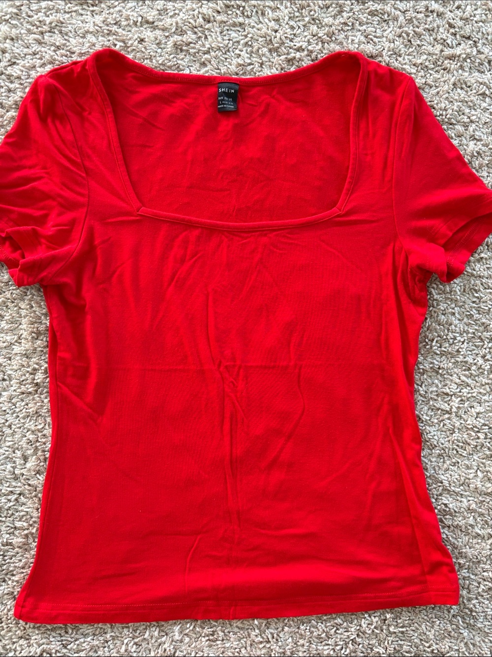 SHEIN Bright Red Square Neck Short Sleeve Tee